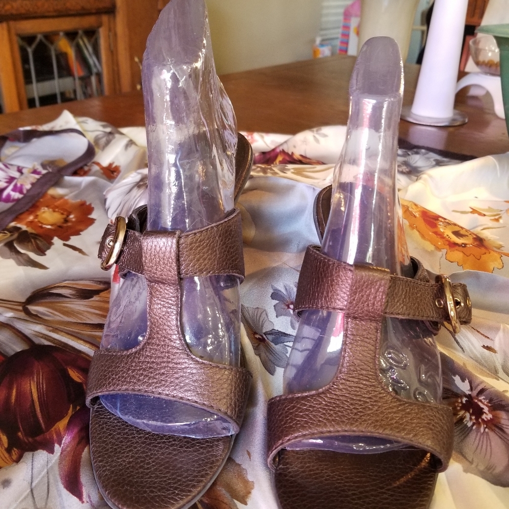 Summer Heels - Picture 2 of 5